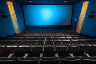 【2025年版】安い大型4Kテレビおすすめ8選｜50型以上でコスパ最強はこれ！